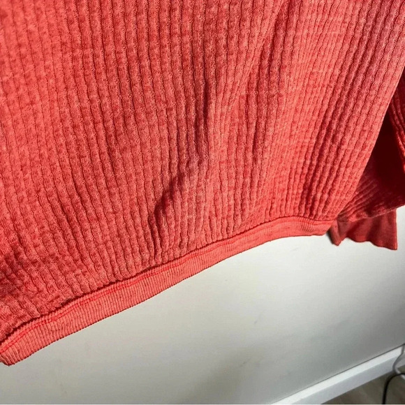 Free People We The Free Southside Waffle Thermal Top Size Large Red Orange - Picture 4 of 10